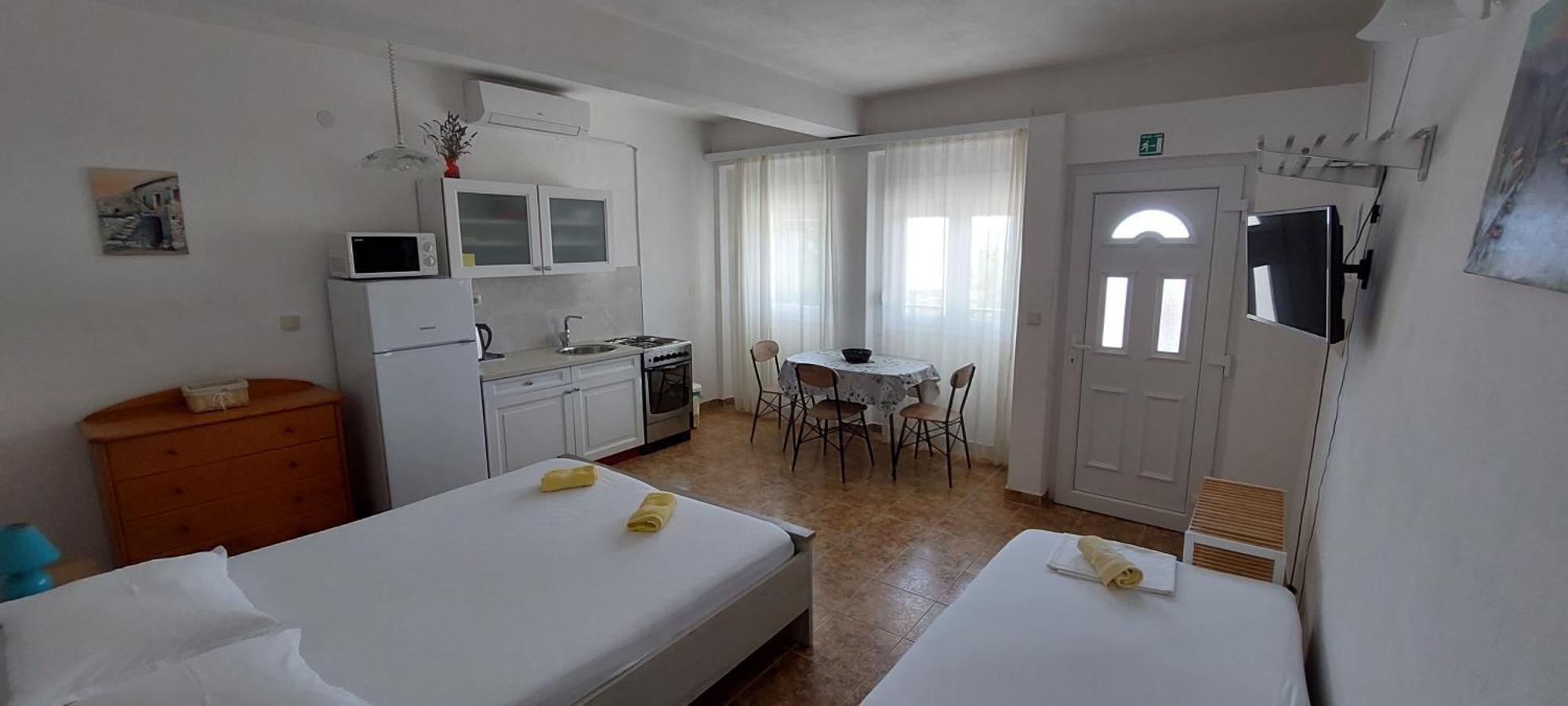 Apartments Dana Omiš Kamer foto